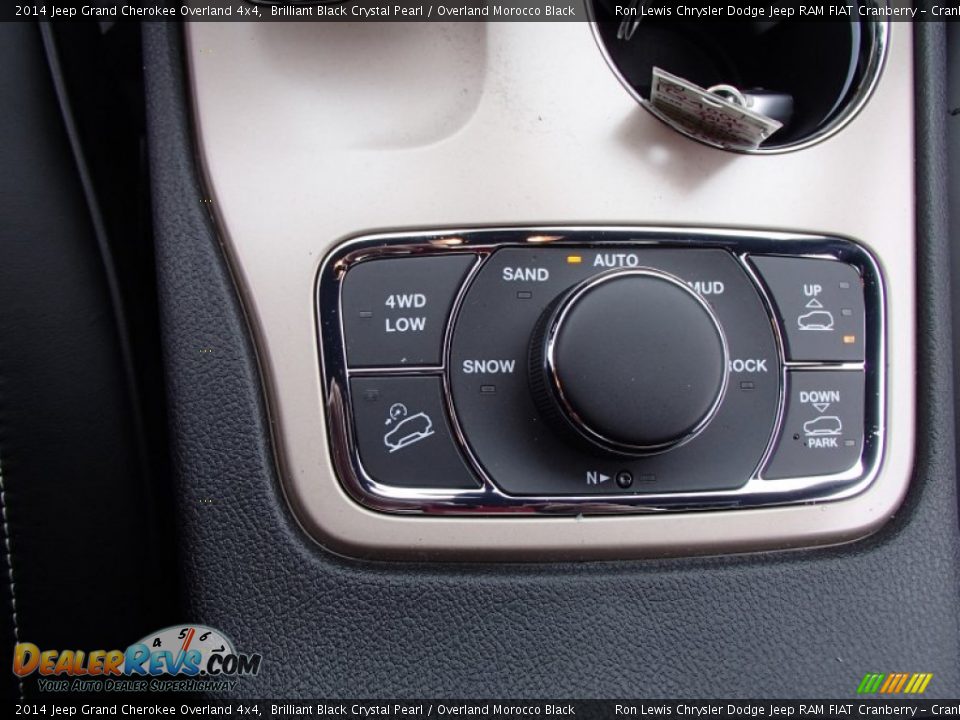 Controls of 2014 Jeep Grand Cherokee Overland 4x4 Photo #18