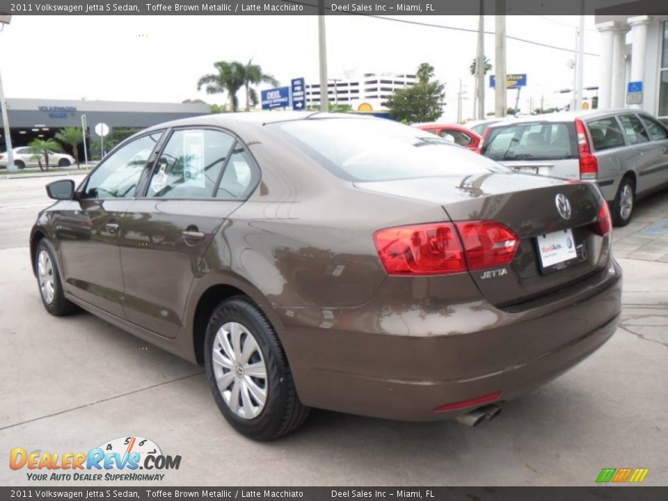 2011 Volkswagen Jetta S Sedan Toffee Brown Metallic / Latte Macchiato Photo #3