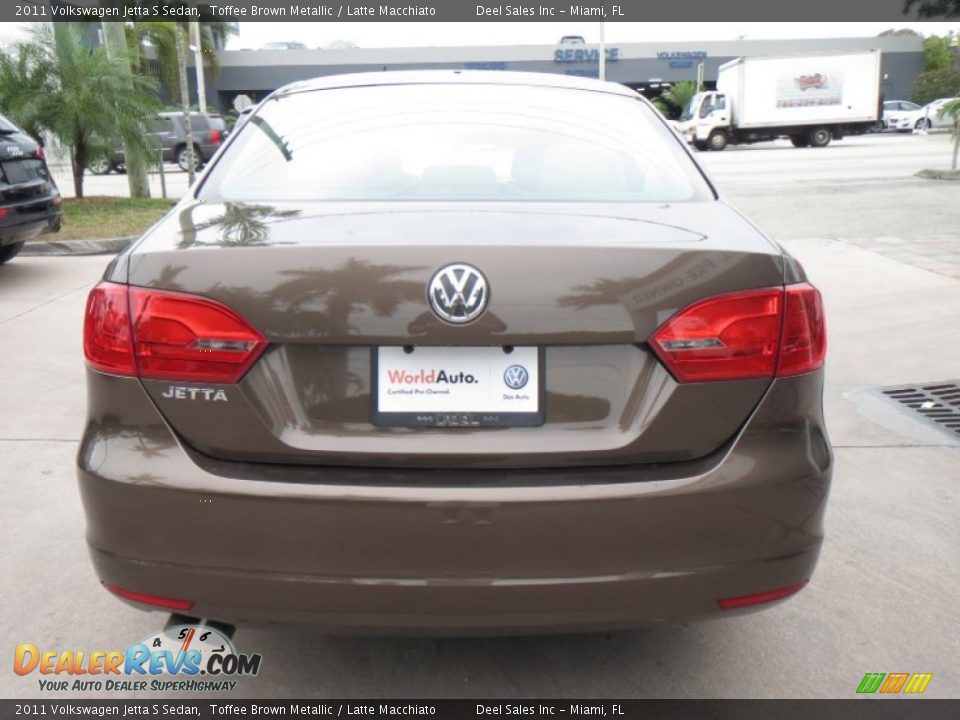 2011 Volkswagen Jetta S Sedan Toffee Brown Metallic / Latte Macchiato Photo #4