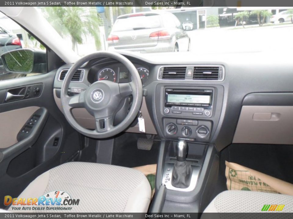 2011 Volkswagen Jetta S Sedan Toffee Brown Metallic / Latte Macchiato Photo #12