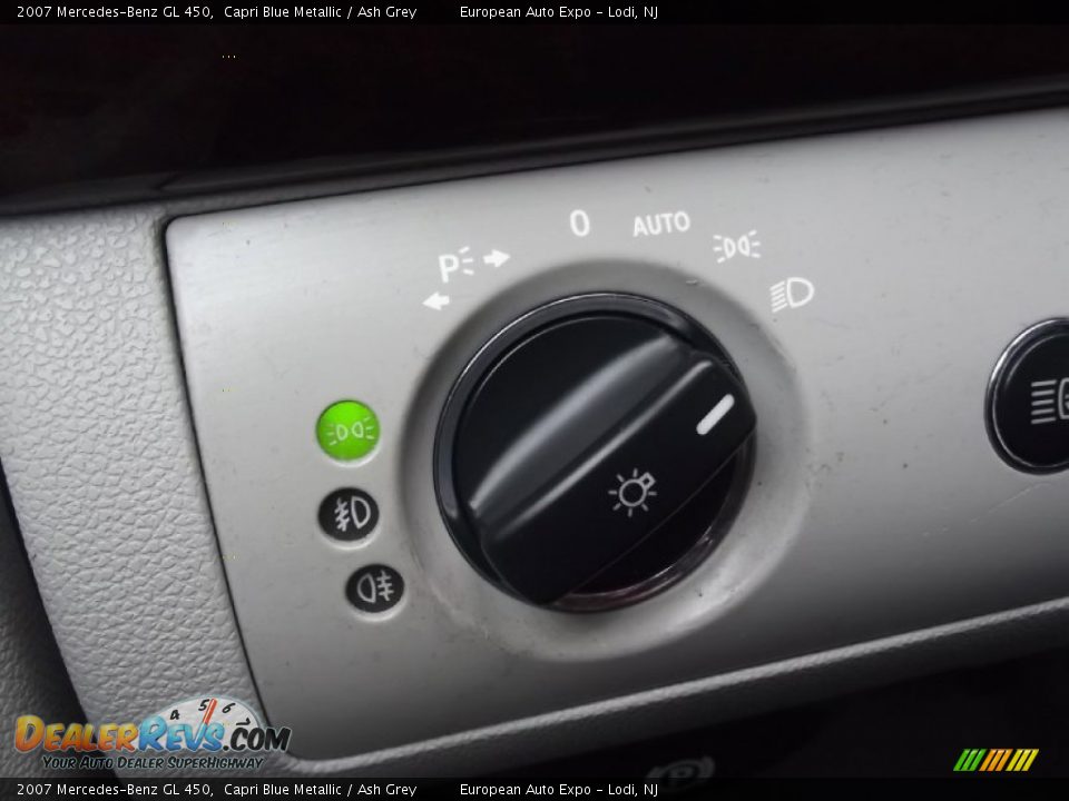 Controls of 2007 Mercedes-Benz GL 450 Photo #27