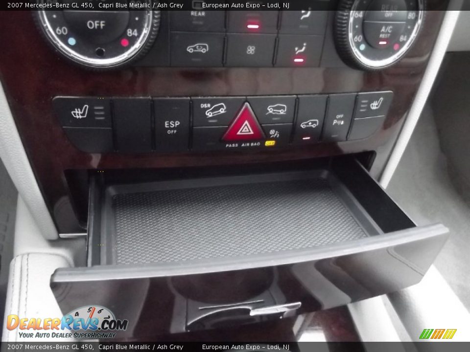 Controls of 2007 Mercedes-Benz GL 450 Photo #29