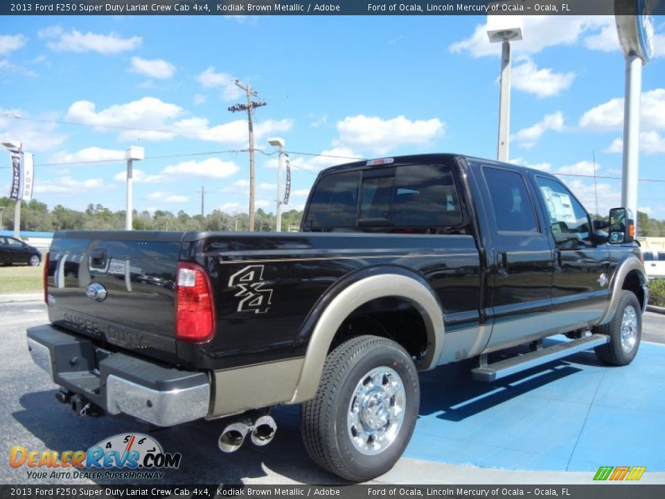 2013 Ford F250 Super Duty Lariat Crew Cab 4x4 Kodiak Brown Metallic / Adobe Photo #3