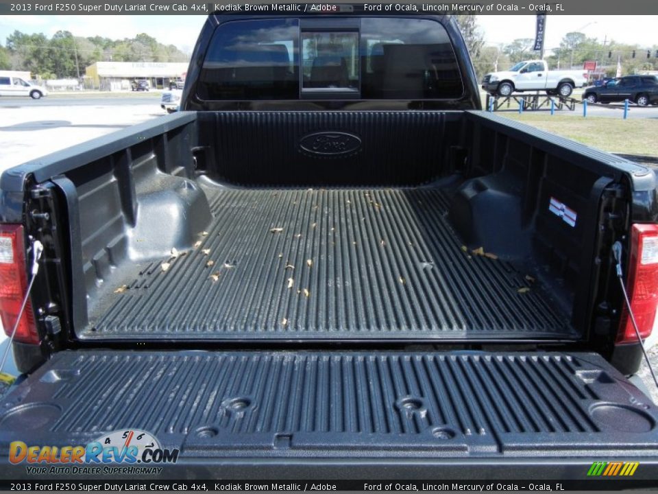 2013 Ford F250 Super Duty Lariat Crew Cab 4x4 Kodiak Brown Metallic / Adobe Photo #4