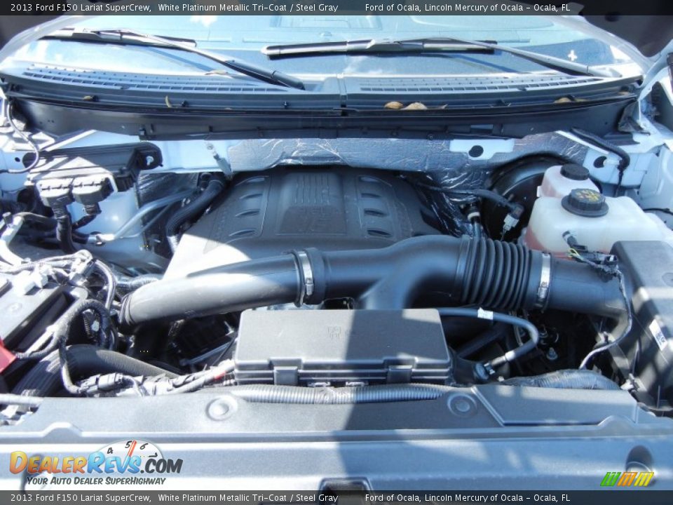 2013 Ford F150 Lariat SuperCrew White Platinum Metallic Tri-Coat / Steel Gray Photo #12