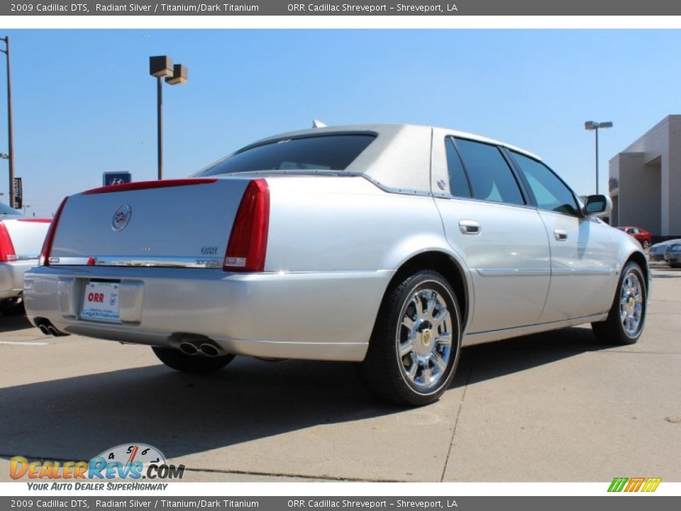 2009 Cadillac DTS Radiant Silver / Titanium/Dark Titanium Photo #5