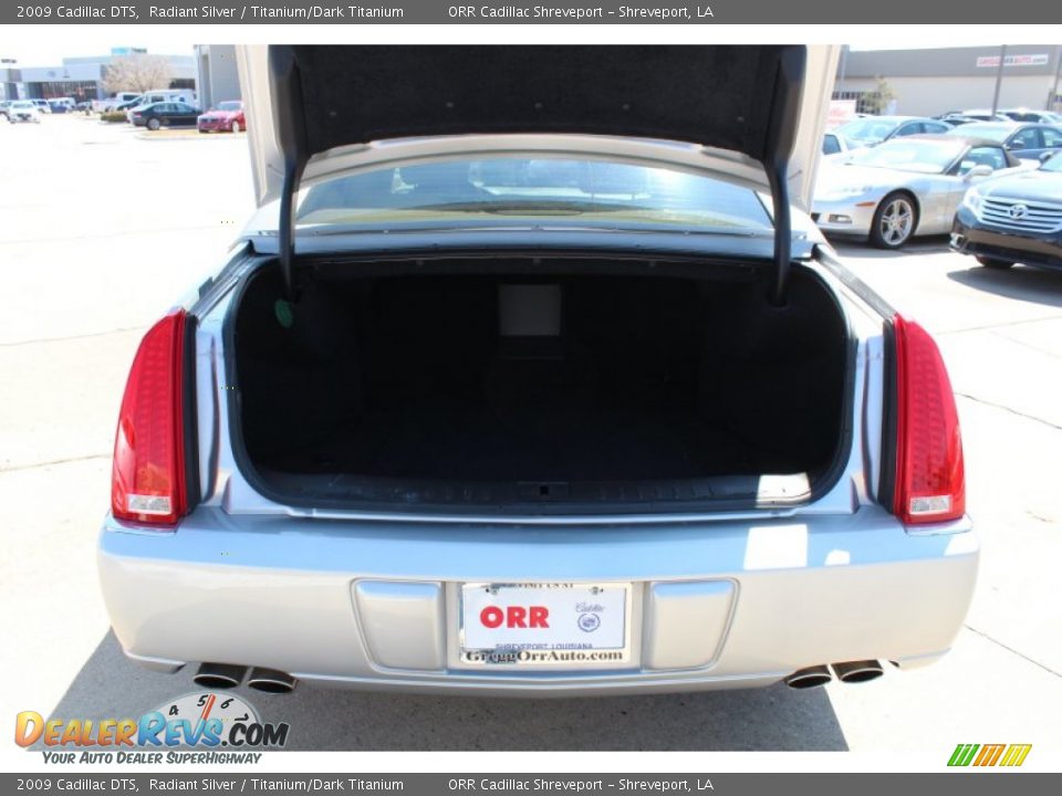 2009 Cadillac DTS Radiant Silver / Titanium/Dark Titanium Photo #24