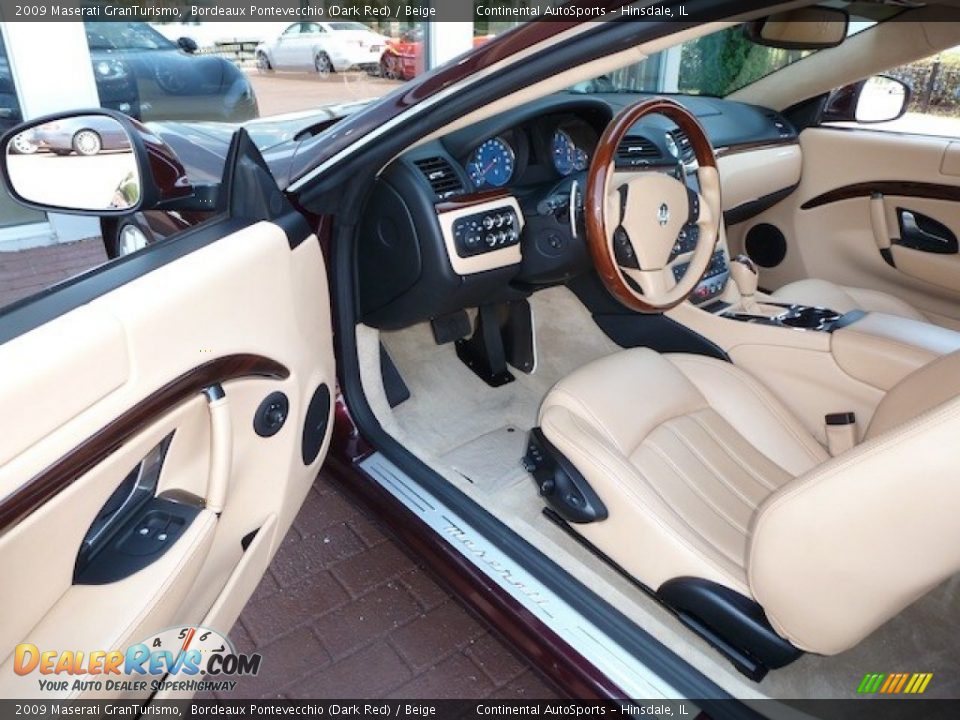Beige Interior - 2009 Maserati GranTurismo  Photo #12