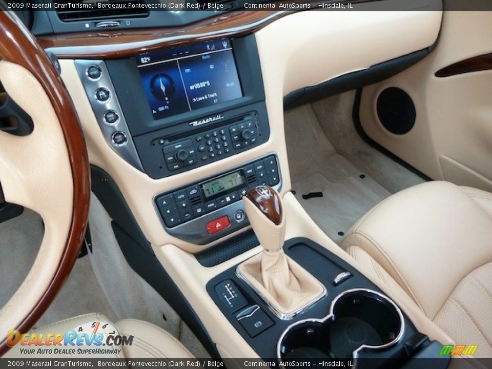 2009 Maserati GranTurismo  Shifter Photo #19