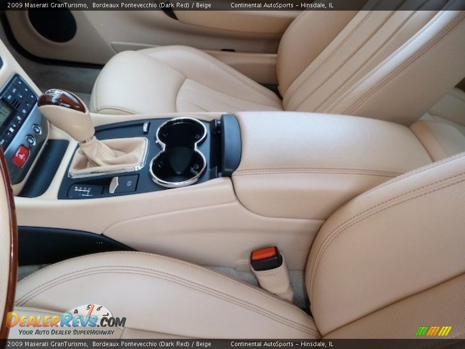 Beige Interior - 2009 Maserati GranTurismo  Photo #23