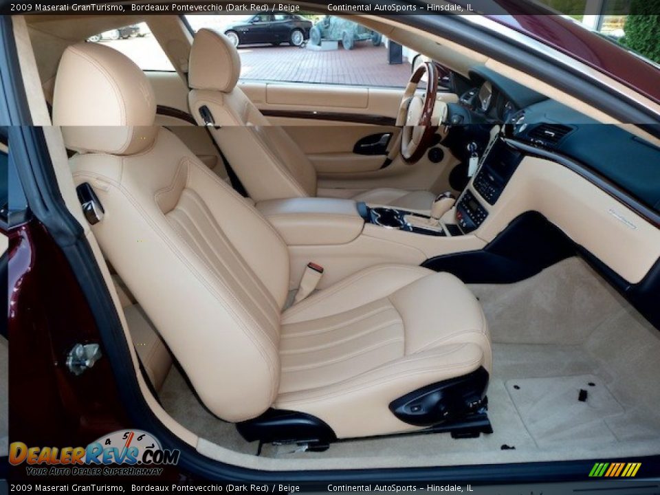 Beige Interior - 2009 Maserati GranTurismo  Photo #27
