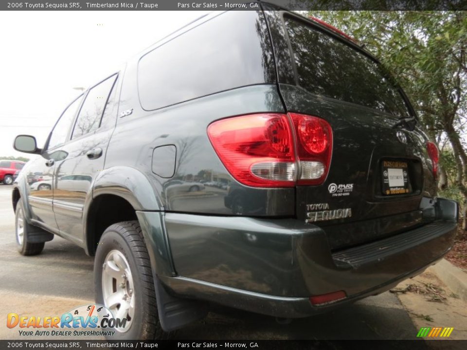 2006 Toyota Sequoia SR5 Timberland Mica / Taupe Photo #2