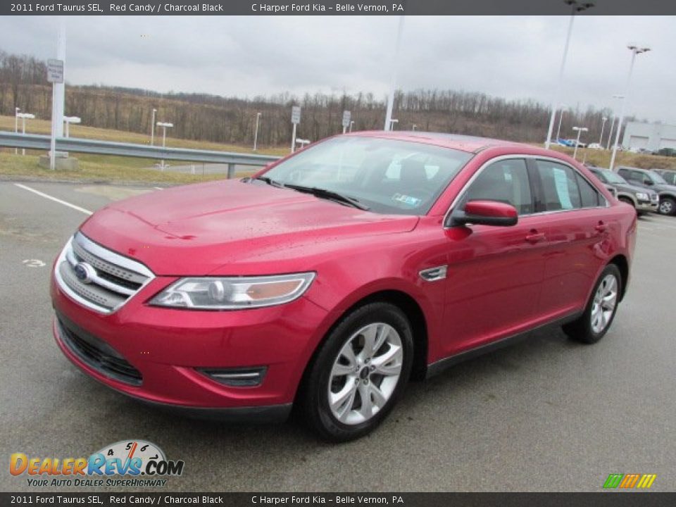 Front 3/4 View of 2011 Ford Taurus SEL Photo #6