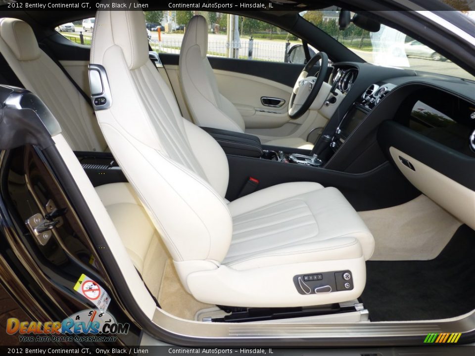 Front Seat of 2012 Bentley Continental GT  Photo #25