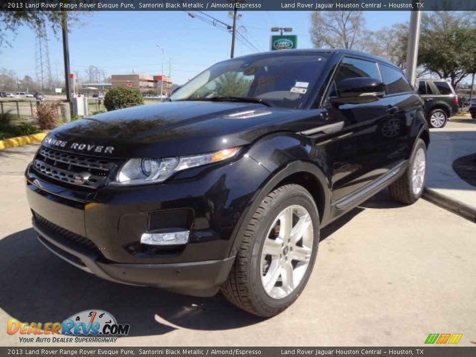 Front 3/4 View of 2013 Land Rover Range Rover Evoque Pure Photo #5
