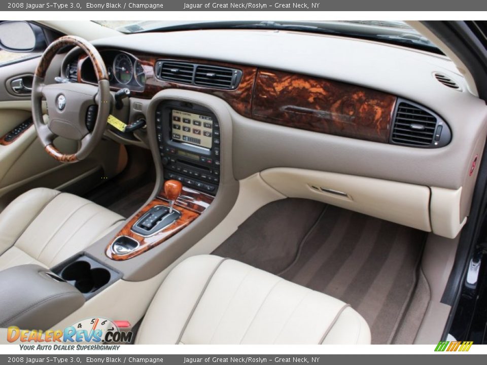 Dashboard of 2008 Jaguar S-Type 3.0 Photo #11