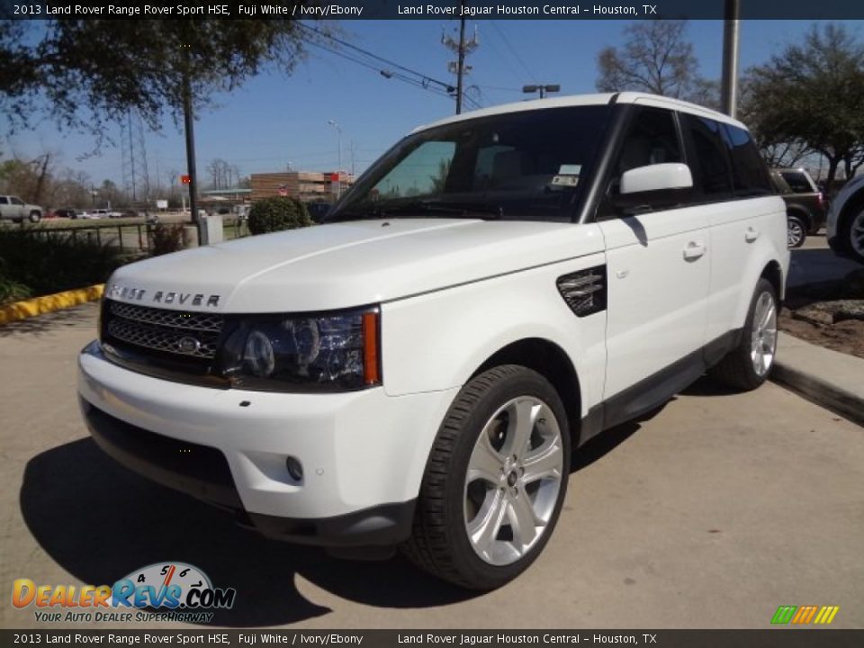 Front 3/4 View of 2013 Land Rover Range Rover Sport HSE Photo #5