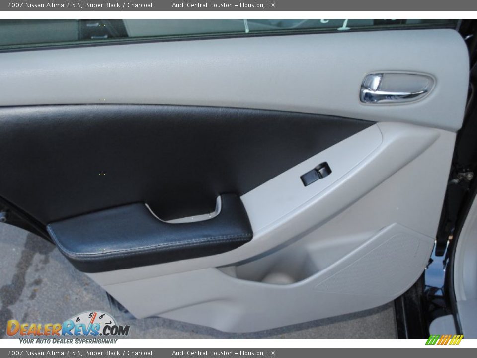 2007 Nissan Altima 2.5 S Super Black / Charcoal Photo #22