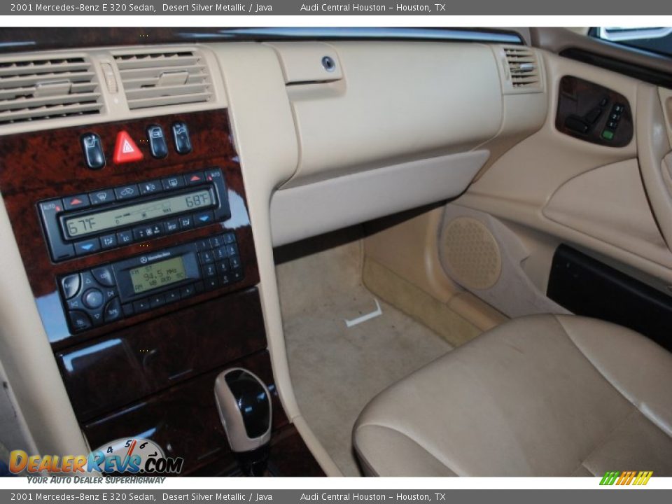 2001 Mercedes-Benz E 320 Sedan Desert Silver Metallic / Java Photo #14