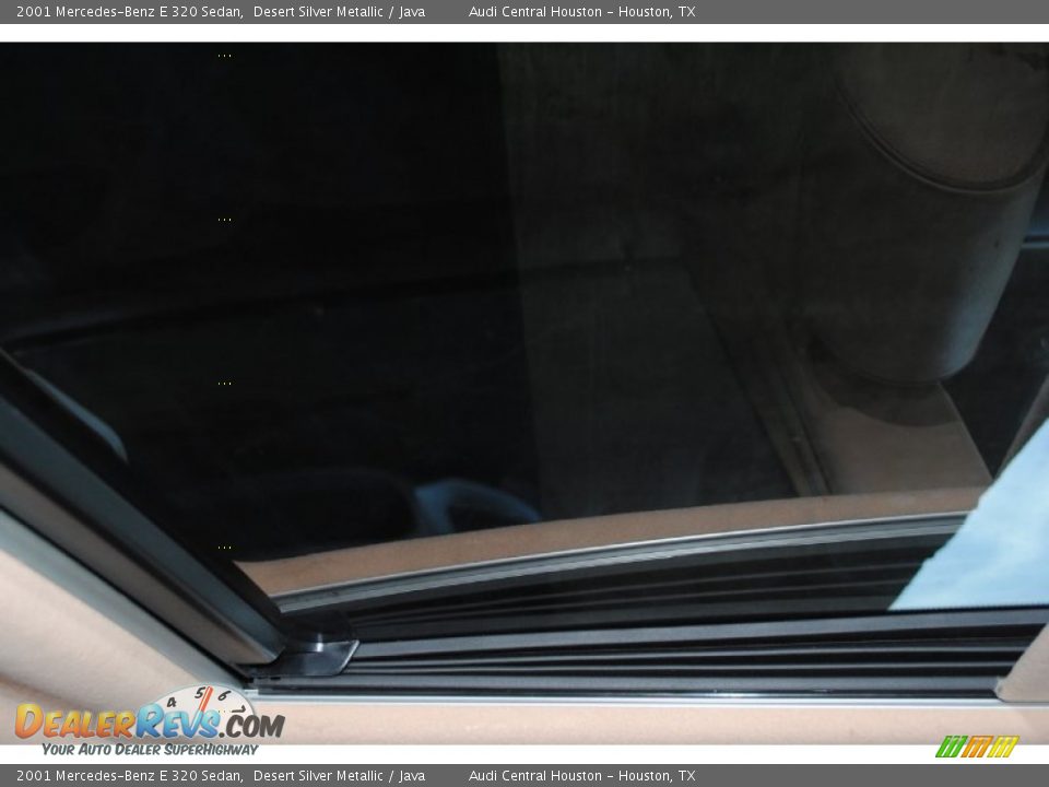 2001 Mercedes-Benz E 320 Sedan Desert Silver Metallic / Java Photo #16