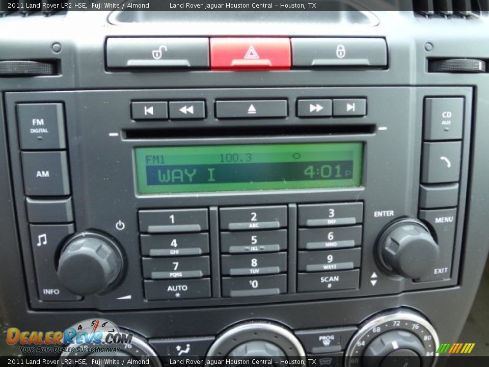 2011 Land Rover LR2 HSE Fuji White / Almond Photo #31