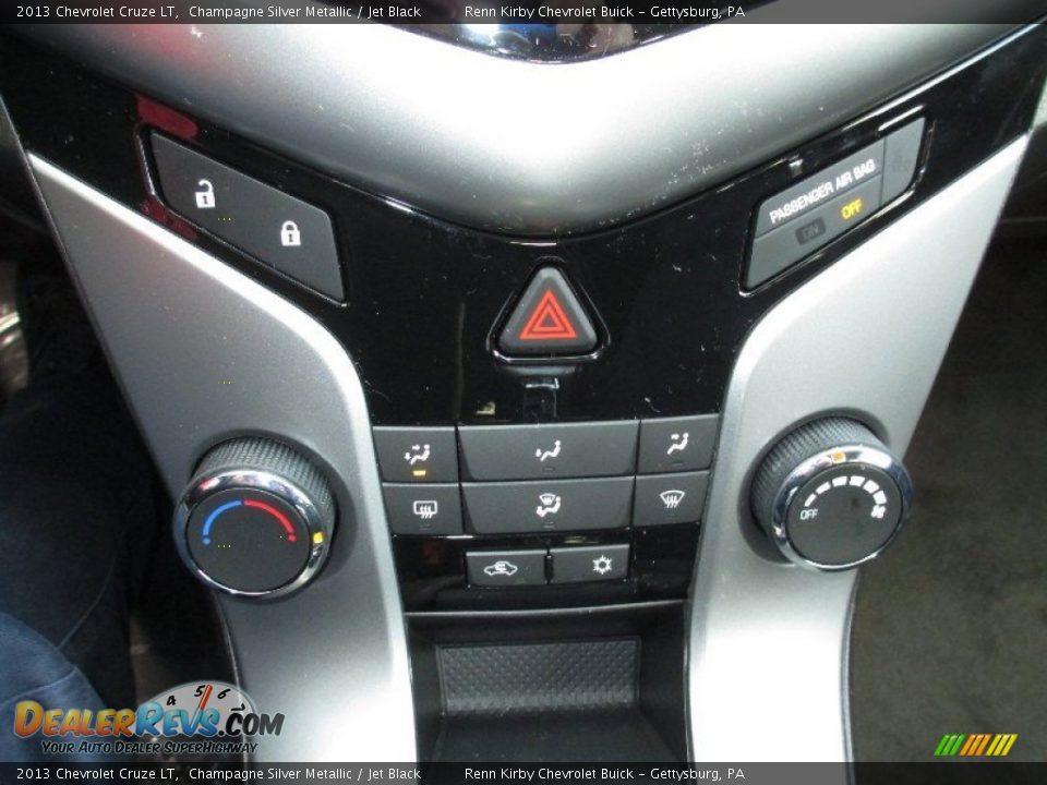 2013 Chevrolet Cruze LT Champagne Silver Metallic / Jet Black Photo #24