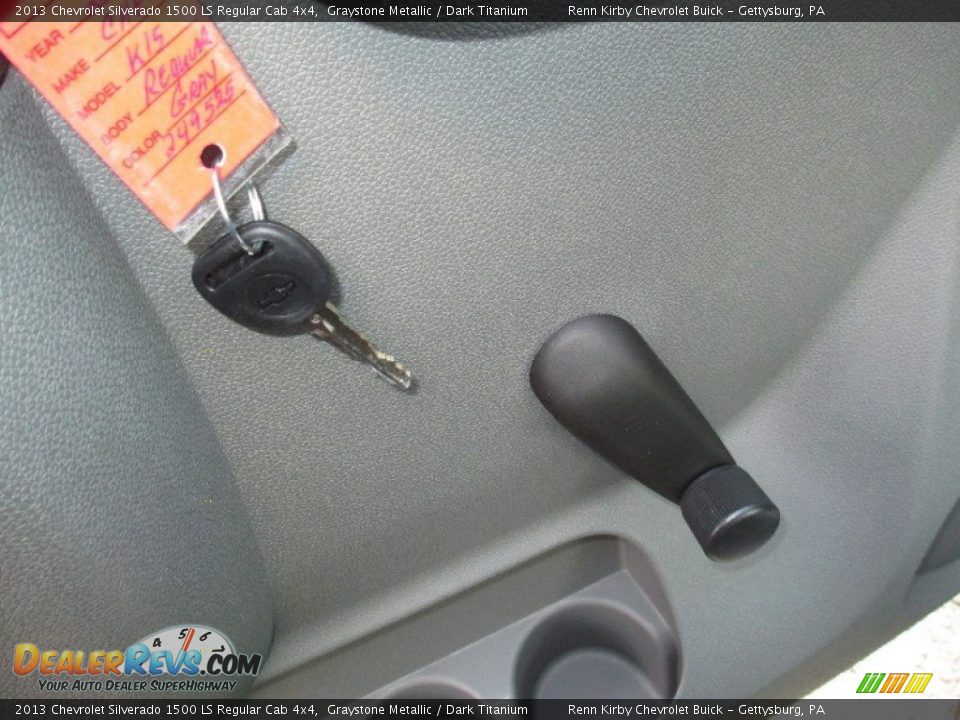 2013 Chevrolet Silverado 1500 LS Regular Cab 4x4 Graystone Metallic / Dark Titanium Photo #5