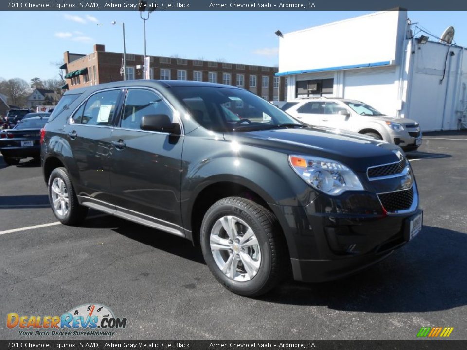 Front 3/4 View of 2013 Chevrolet Equinox LS AWD Photo #3