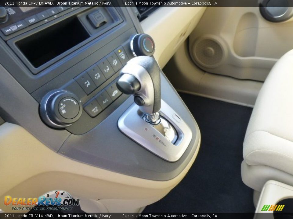 2011 Honda CR-V LX 4WD Urban Titanium Metallic / Ivory Photo #21