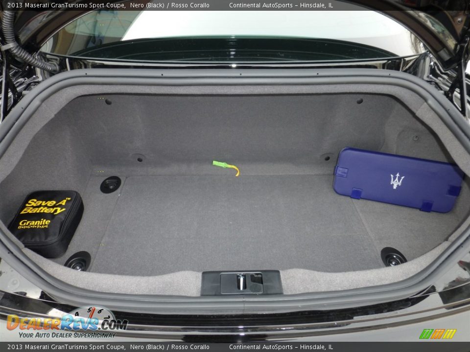 2013 Maserati GranTurismo Sport Coupe Trunk Photo #13