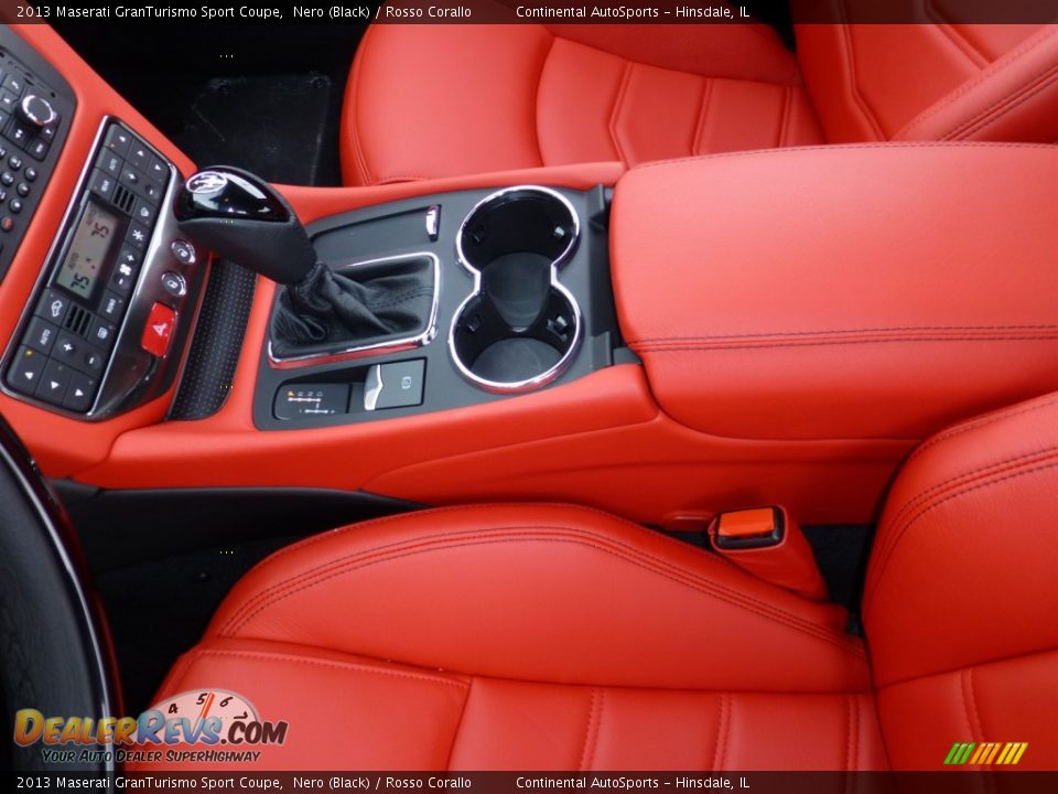 2013 Maserati GranTurismo Sport Coupe Shifter Photo #21