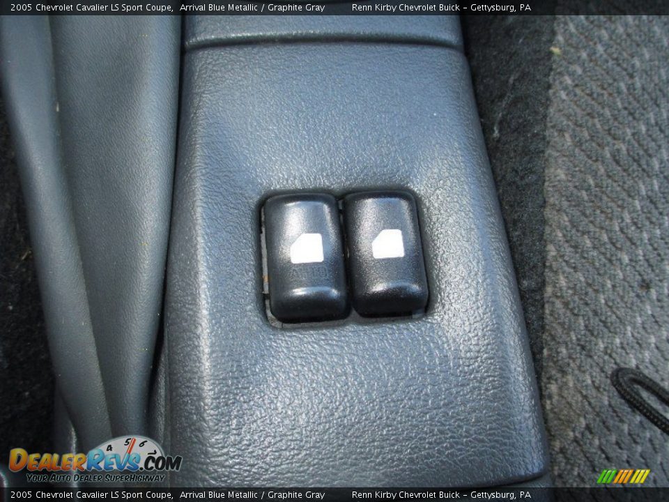 2005 Chevrolet Cavalier LS Sport Coupe Arrival Blue Metallic / Graphite Gray Photo #26