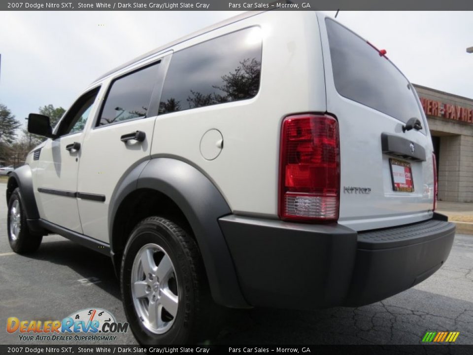 2007 Dodge Nitro SXT Stone White / Dark Slate Gray/Light Slate Gray Photo #2