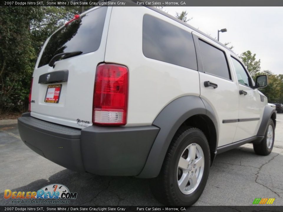 2007 Dodge Nitro SXT Stone White / Dark Slate Gray/Light Slate Gray Photo #3