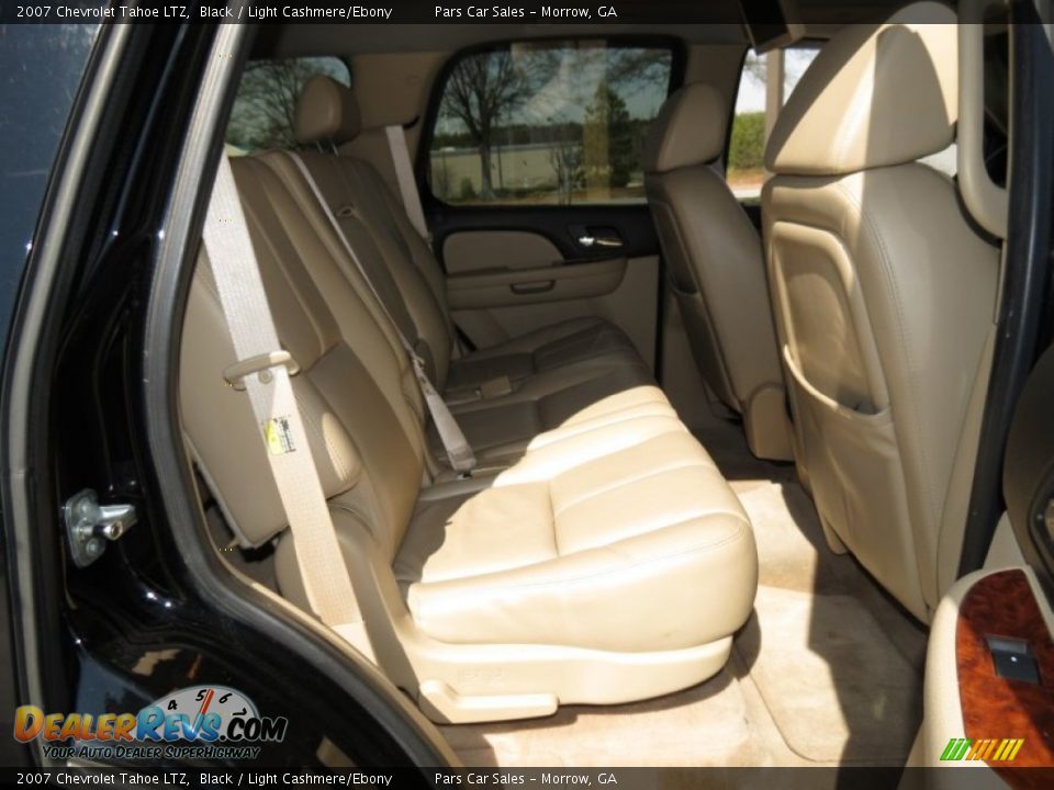 2007 Chevrolet Tahoe LTZ Black / Light Cashmere/Ebony Photo #13