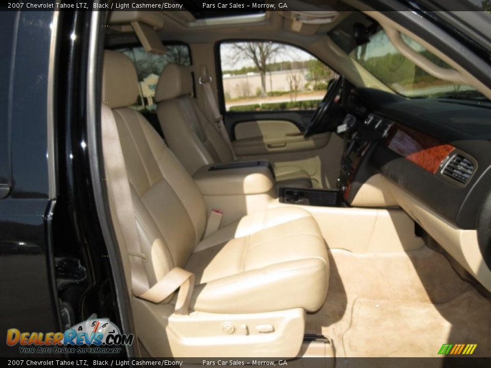 2007 Chevrolet Tahoe LTZ Black / Light Cashmere/Ebony Photo #14