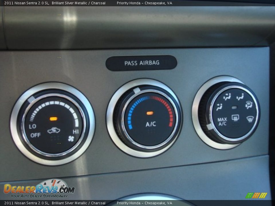 2011 Nissan Sentra 2.0 SL Brilliant Silver Metallic / Charcoal Photo #20