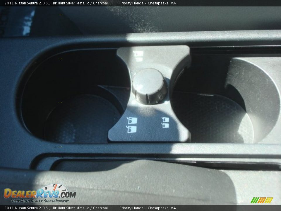 2011 Nissan Sentra 2.0 SL Brilliant Silver Metallic / Charcoal Photo #23