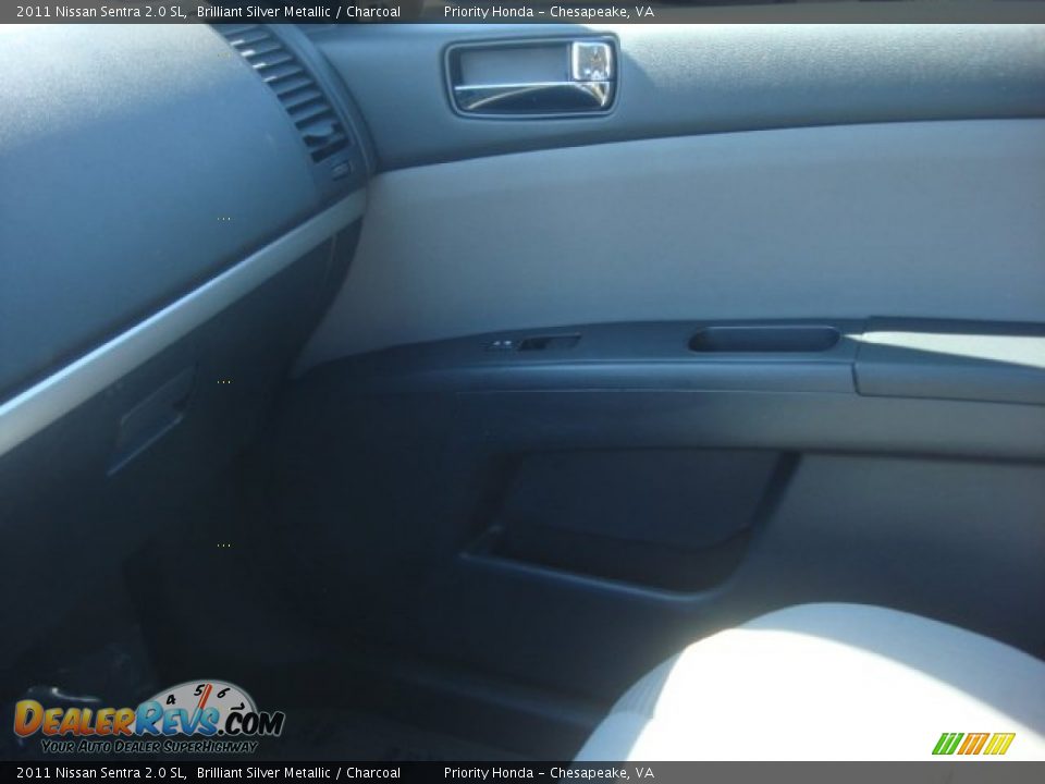 2011 Nissan Sentra 2.0 SL Brilliant Silver Metallic / Charcoal Photo #26