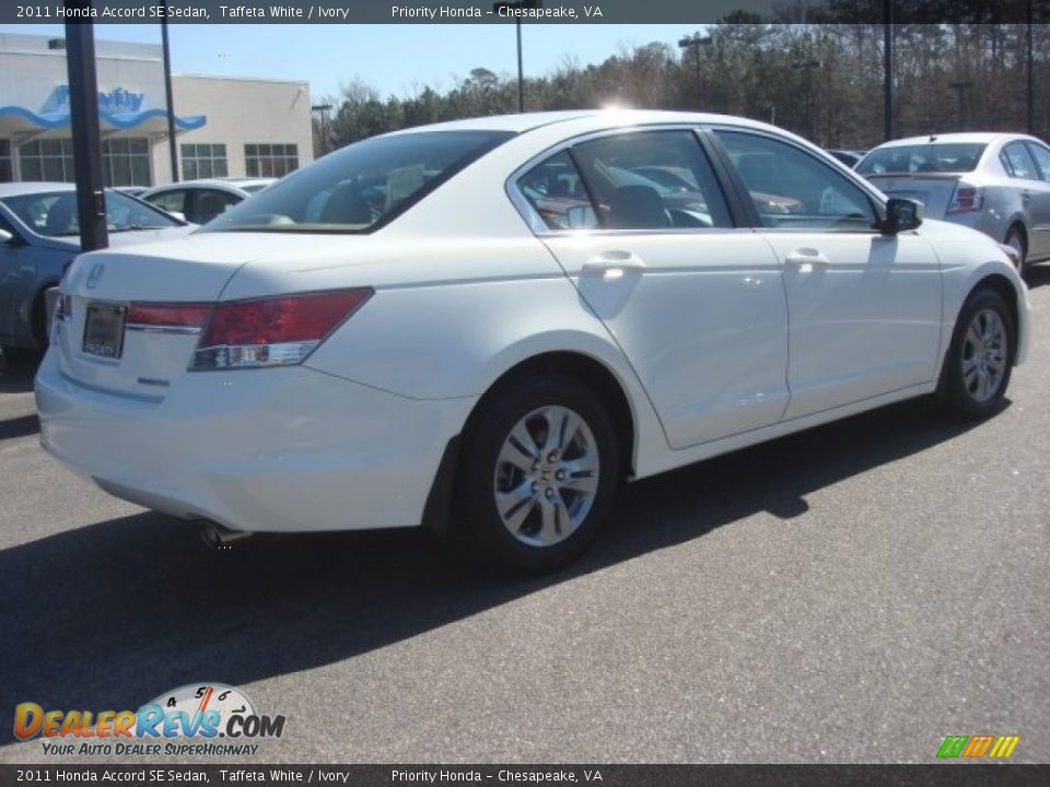 2011 Honda Accord SE Sedan Taffeta White / Ivory Photo #5