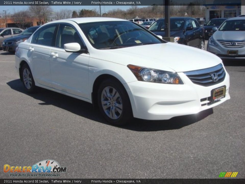 2011 Honda Accord SE Sedan Taffeta White / Ivory Photo #7