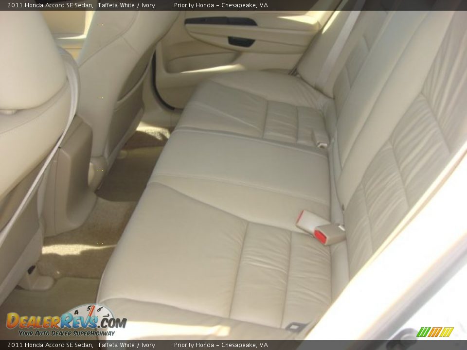 2011 Honda Accord SE Sedan Taffeta White / Ivory Photo #10