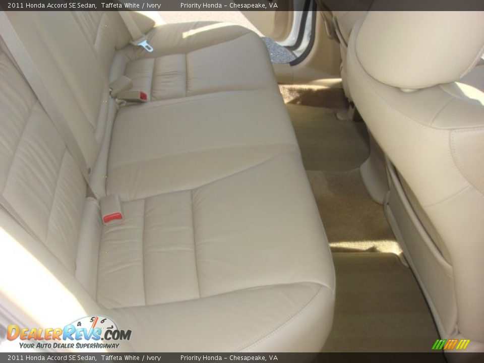 2011 Honda Accord SE Sedan Taffeta White / Ivory Photo #11