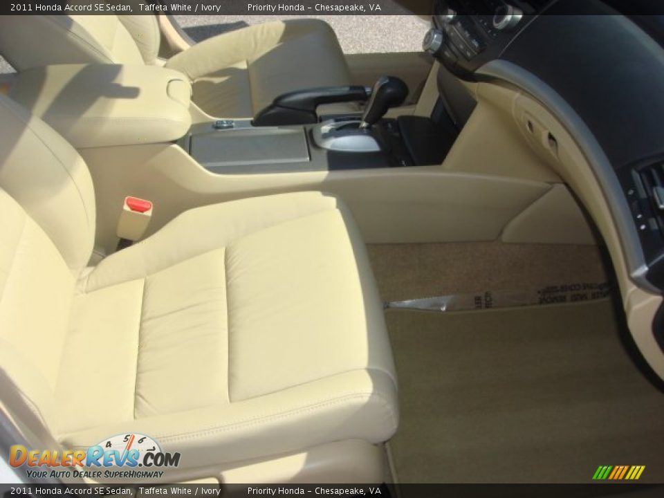 2011 Honda Accord SE Sedan Taffeta White / Ivory Photo #12