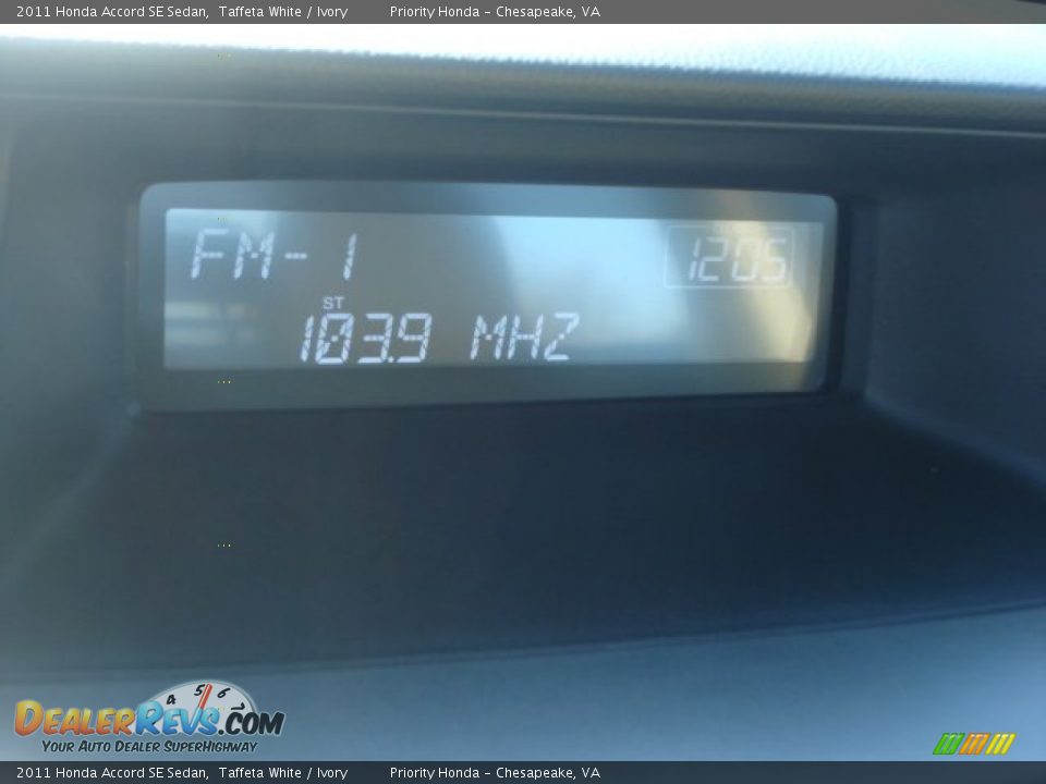 2011 Honda Accord SE Sedan Taffeta White / Ivory Photo #19