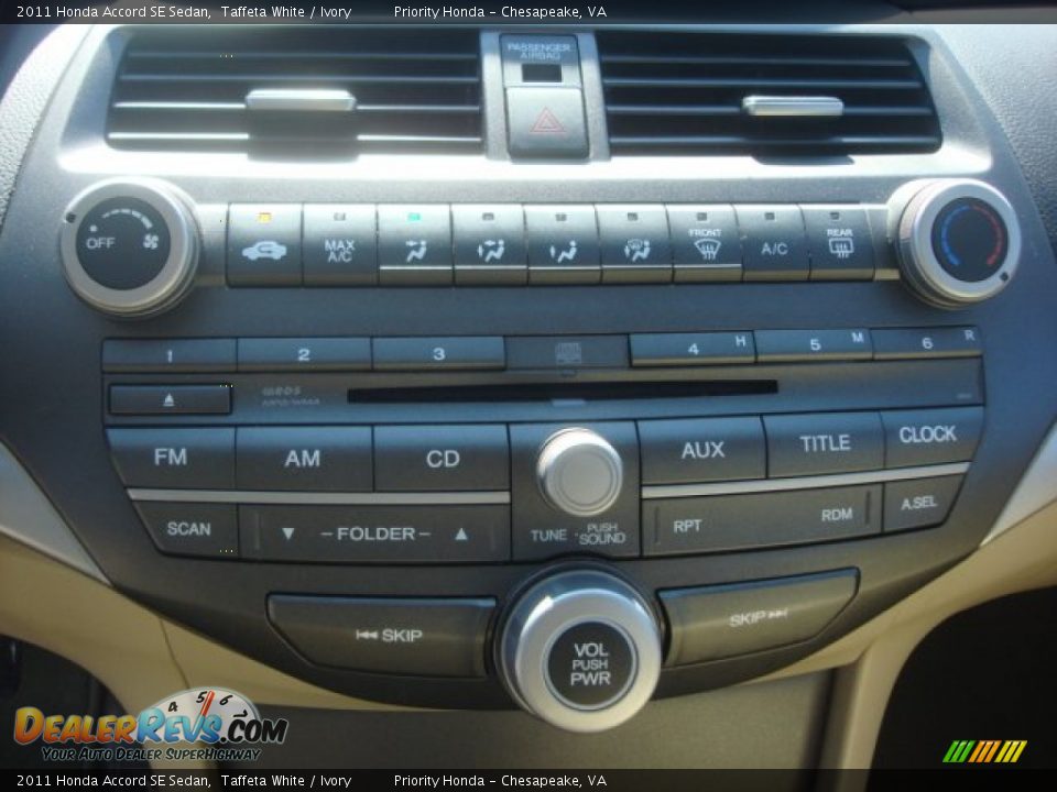 2011 Honda Accord SE Sedan Taffeta White / Ivory Photo #20