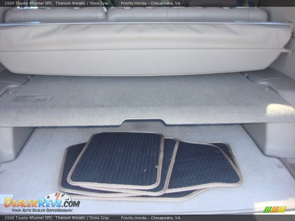 2006 Toyota 4Runner SR5 Titanium Metallic / Stone Gray Photo #11