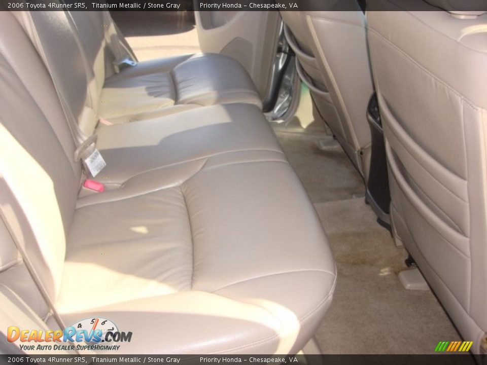 2006 Toyota 4Runner SR5 Titanium Metallic / Stone Gray Photo #12