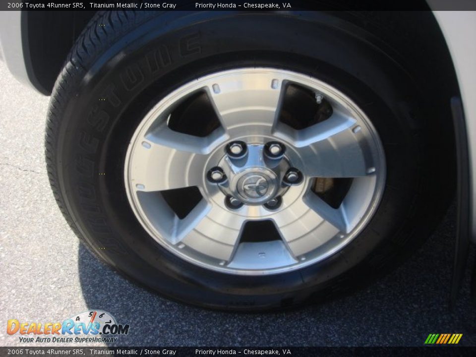 2006 Toyota 4Runner SR5 Titanium Metallic / Stone Gray Photo #25