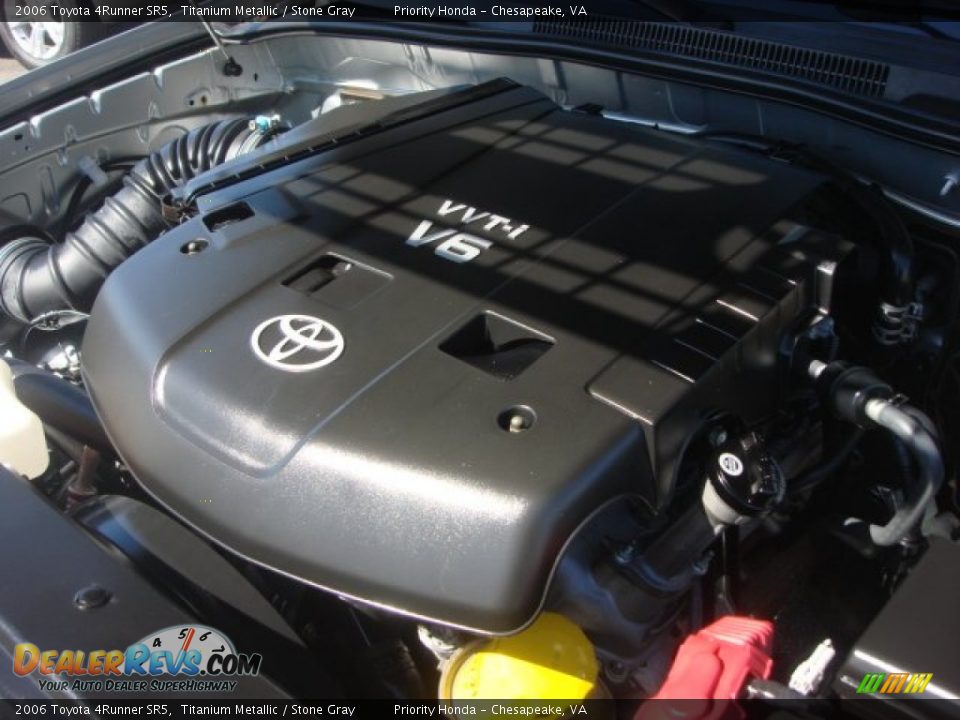 2006 Toyota 4Runner SR5 Titanium Metallic / Stone Gray Photo #27